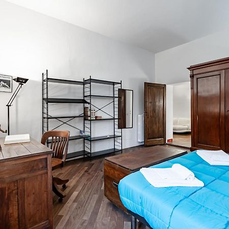 Beccaria & Sant'Ambrogio Lovely Apartment Florens Exteriör bild
